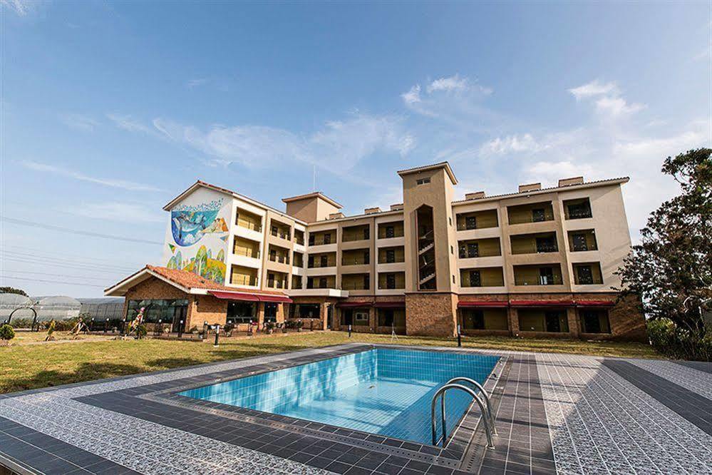 Famille Spa Resort Согвіпо Екстер'єр фото