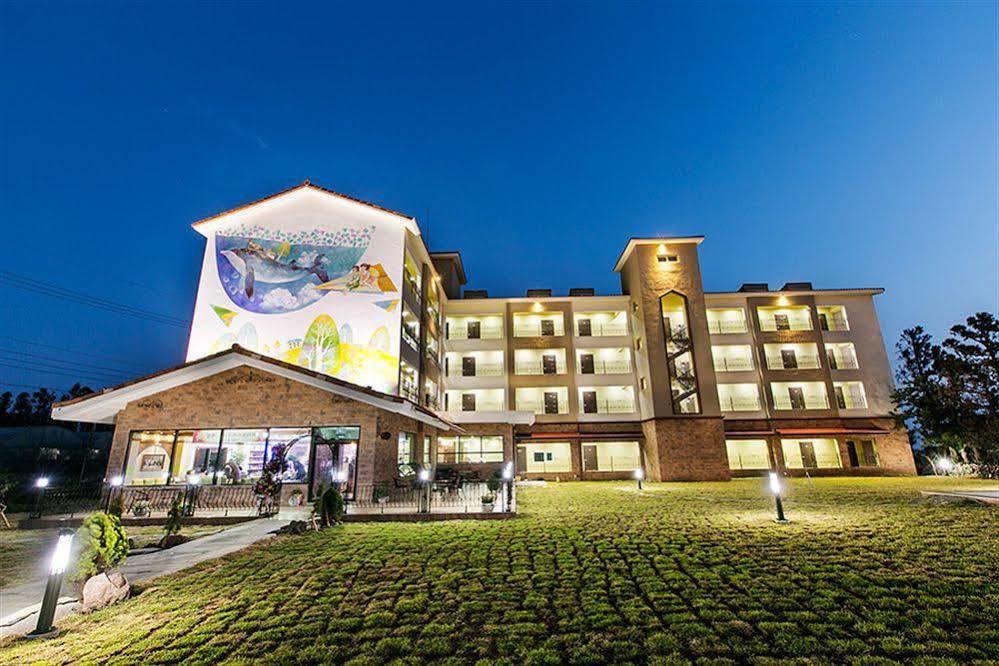 Famille Spa Resort Согвіпо Екстер'єр фото
